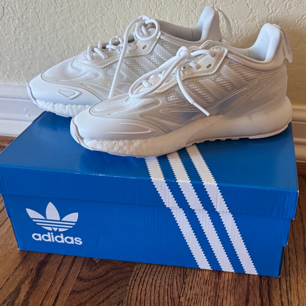 NWT Adidas Kids white sneakers